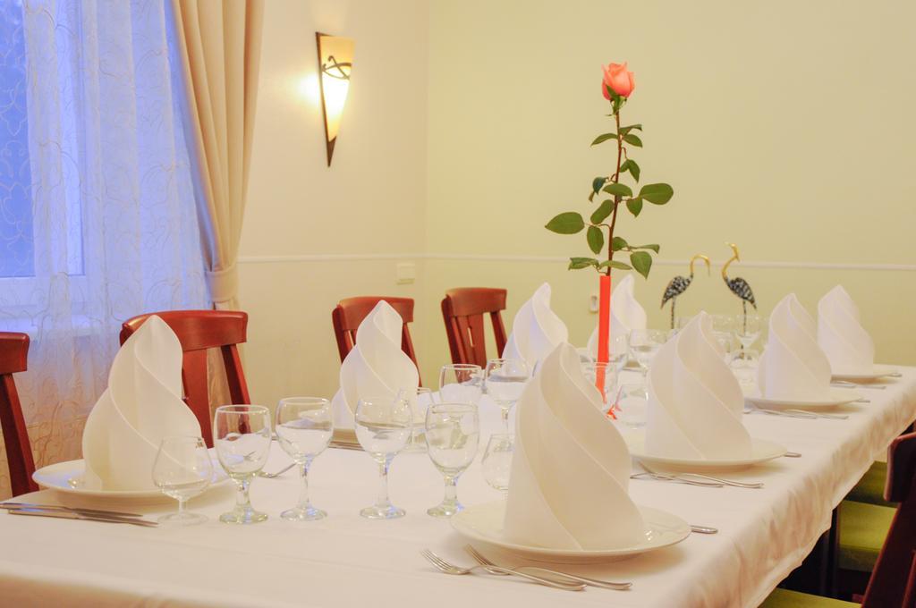 Hotel Krunk Sillamae Ngoại thất bức ảnh